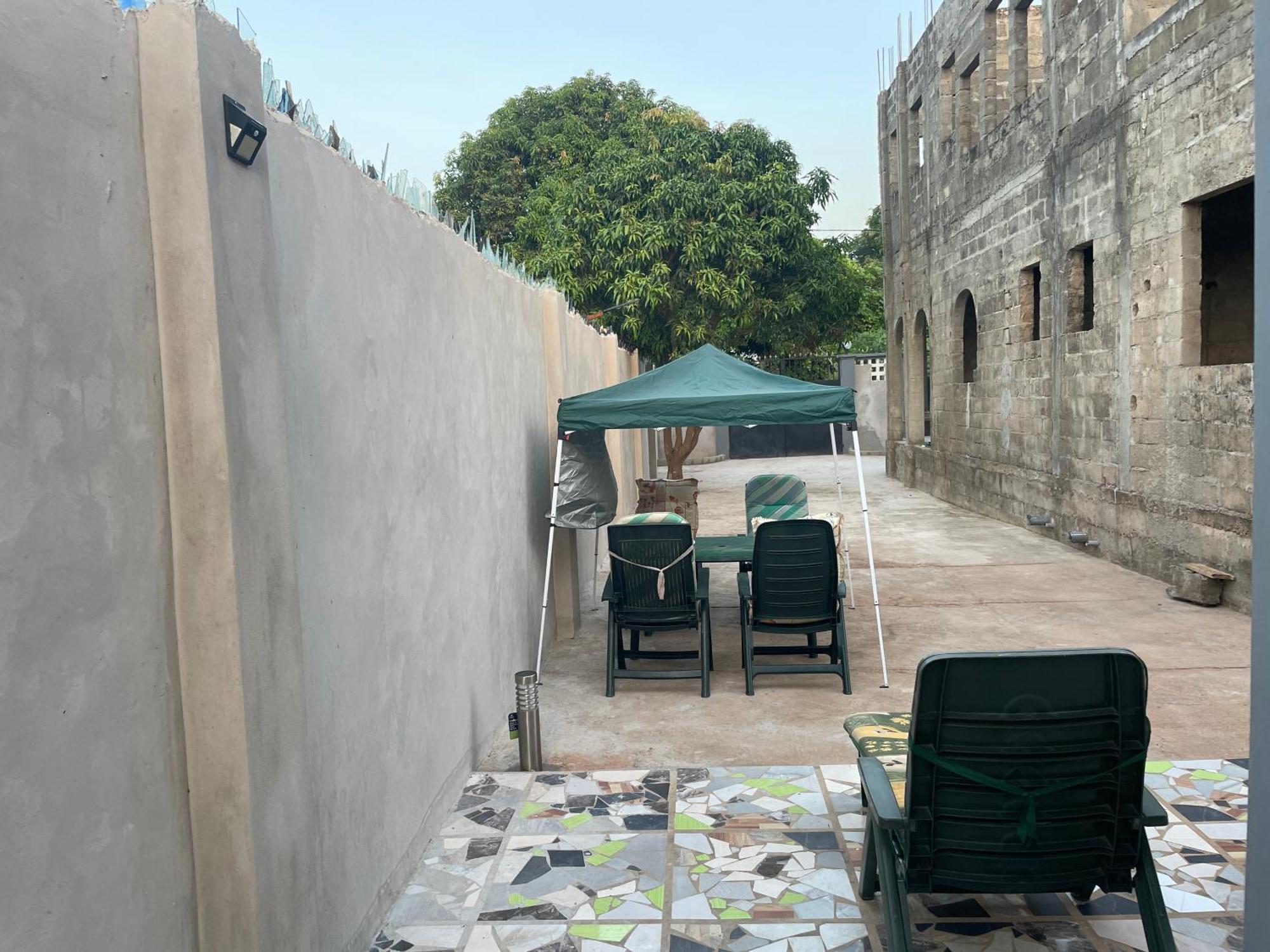 Nabixx Residence Brufut ภายนอก รูปภาพ