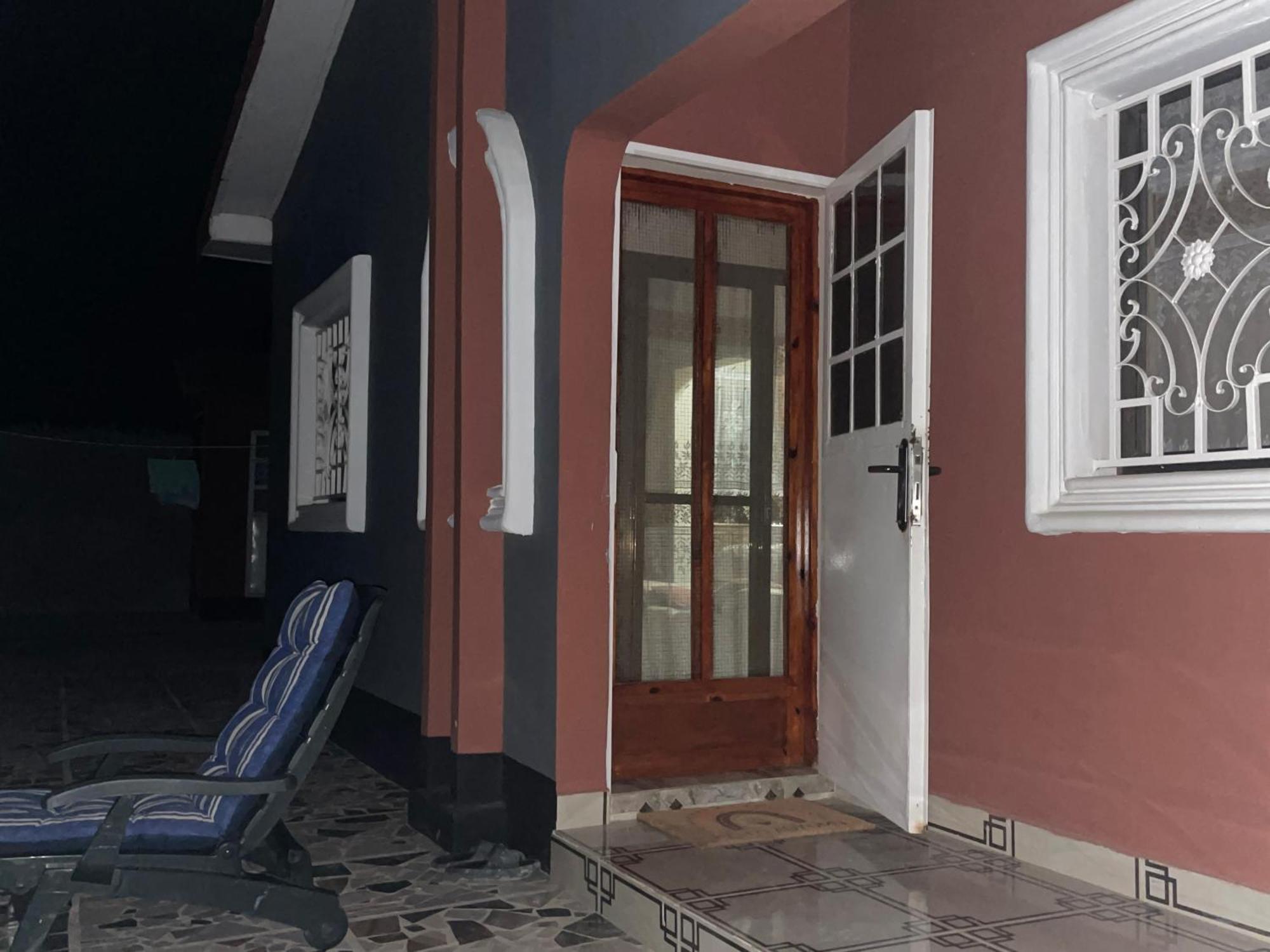 Nabixx Residence Brufut ภายนอก รูปภาพ